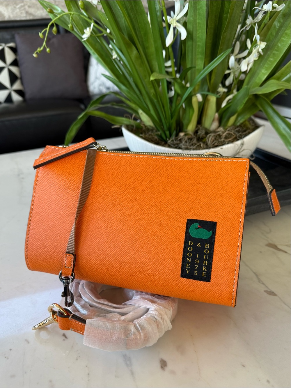 New Dooney & Bourke Alpine Janine Crossbody 23 Leather Bag